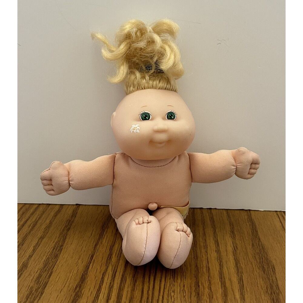 Cabbage Patch Kids Doll Garden Fairies Lilly Flower 1995 Blonde Hair Green Eyes